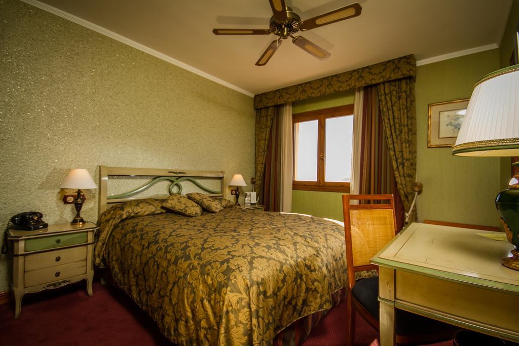 Boutique Hotel La Madrugada Benissa Rum bild